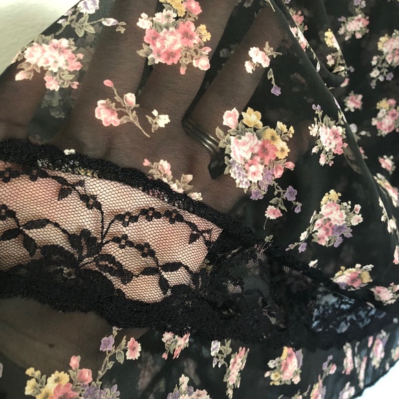 American Rag Blouse - Picture 4 of 5